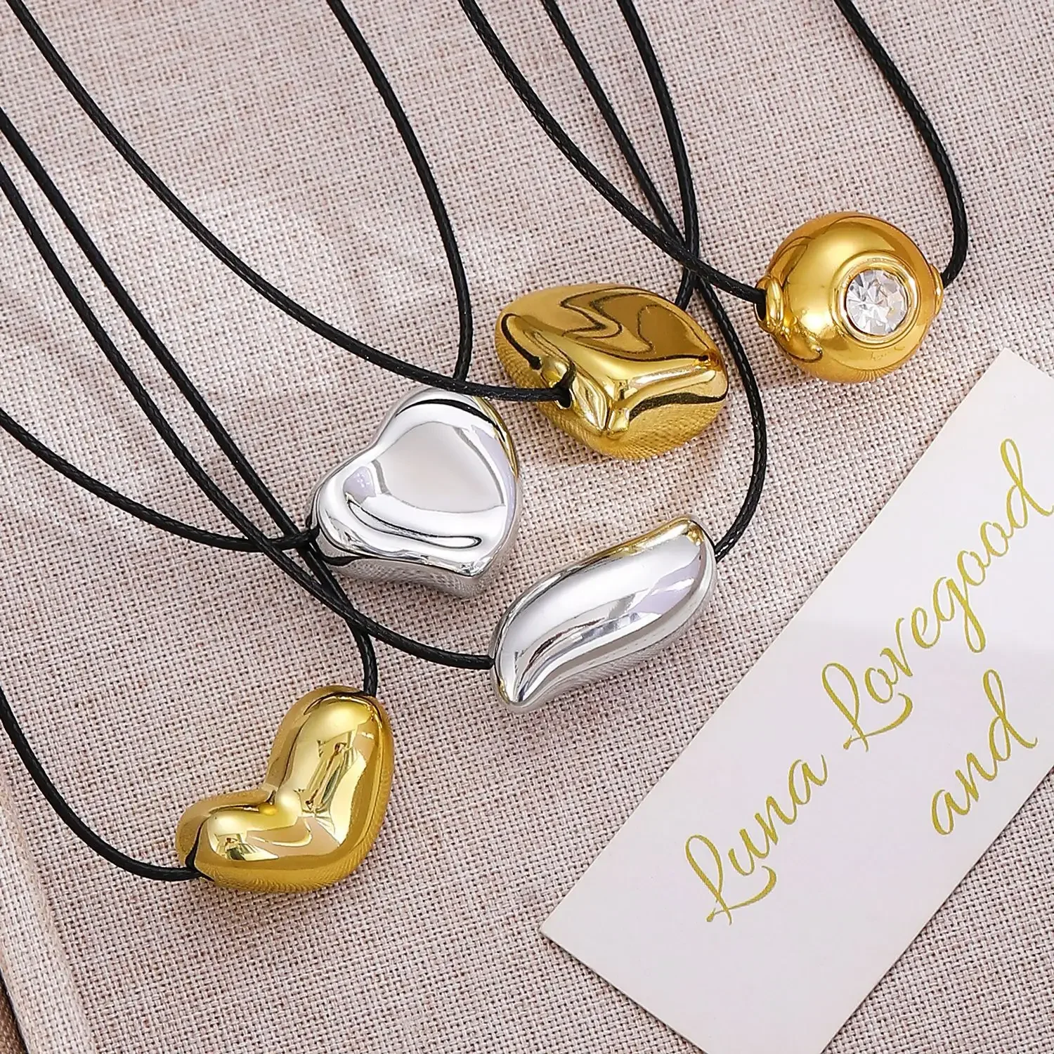 

LATS Simple geometry Irregular ball love Heart-shaped knotted rope Necklace for women girl premium adjustable Necklaces Jewelry