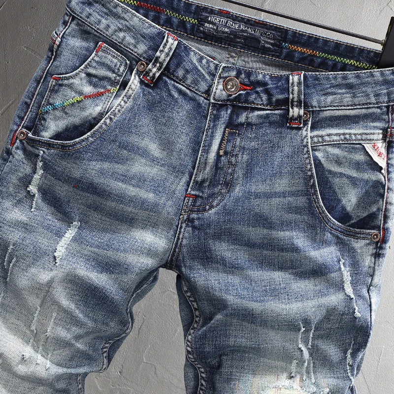 

Summer Fashion Men Jeans High Quality Retro Blue Stretch Embroidery Patched Ripped Short Jeans Men Vintage Designer Denim Shorts