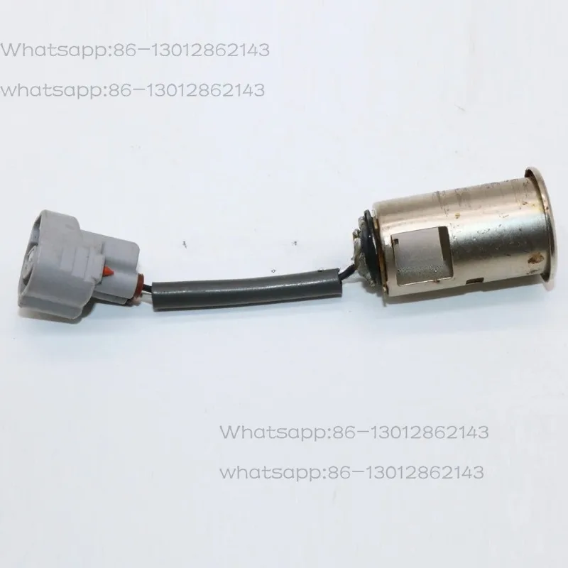 Rear No.1 Power Outlet Socket Assembly, OEM:85530-48040,85530-0E030