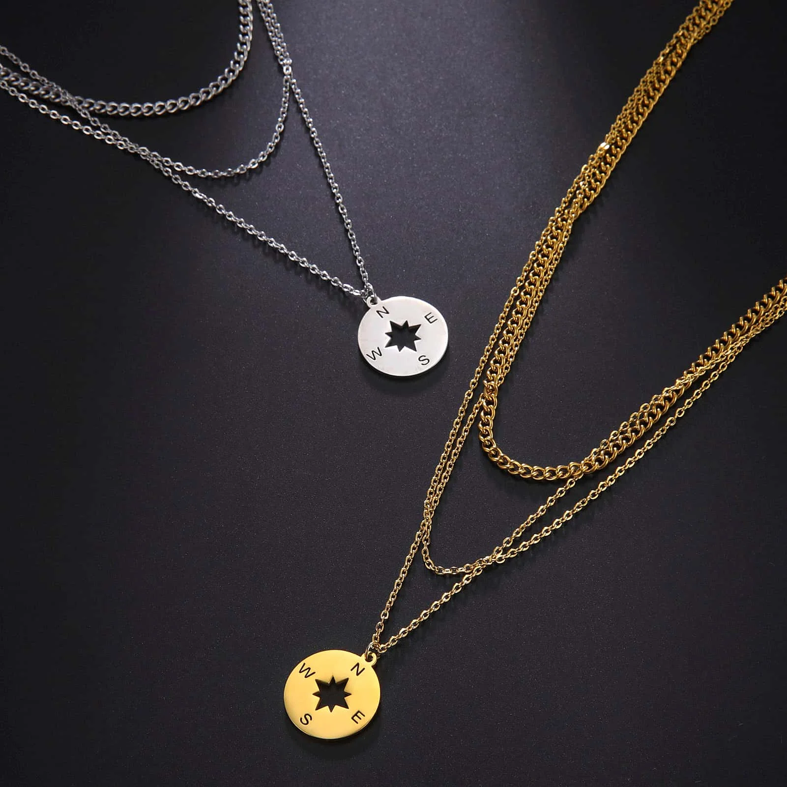 Vintage Hollow out North Star Necklace Compass Round Pendant Necklace Stainless Steel 18K Gold Plated Choker for Women Girls