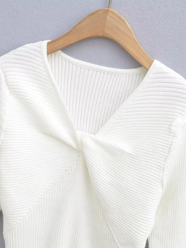 ファッショナブルな女性のニット V ネック ツイスト タイト ベーシック ウィンター セーター 多用途 スタイリッシュ 通勤スタイル 長袖 レギュラーフィット