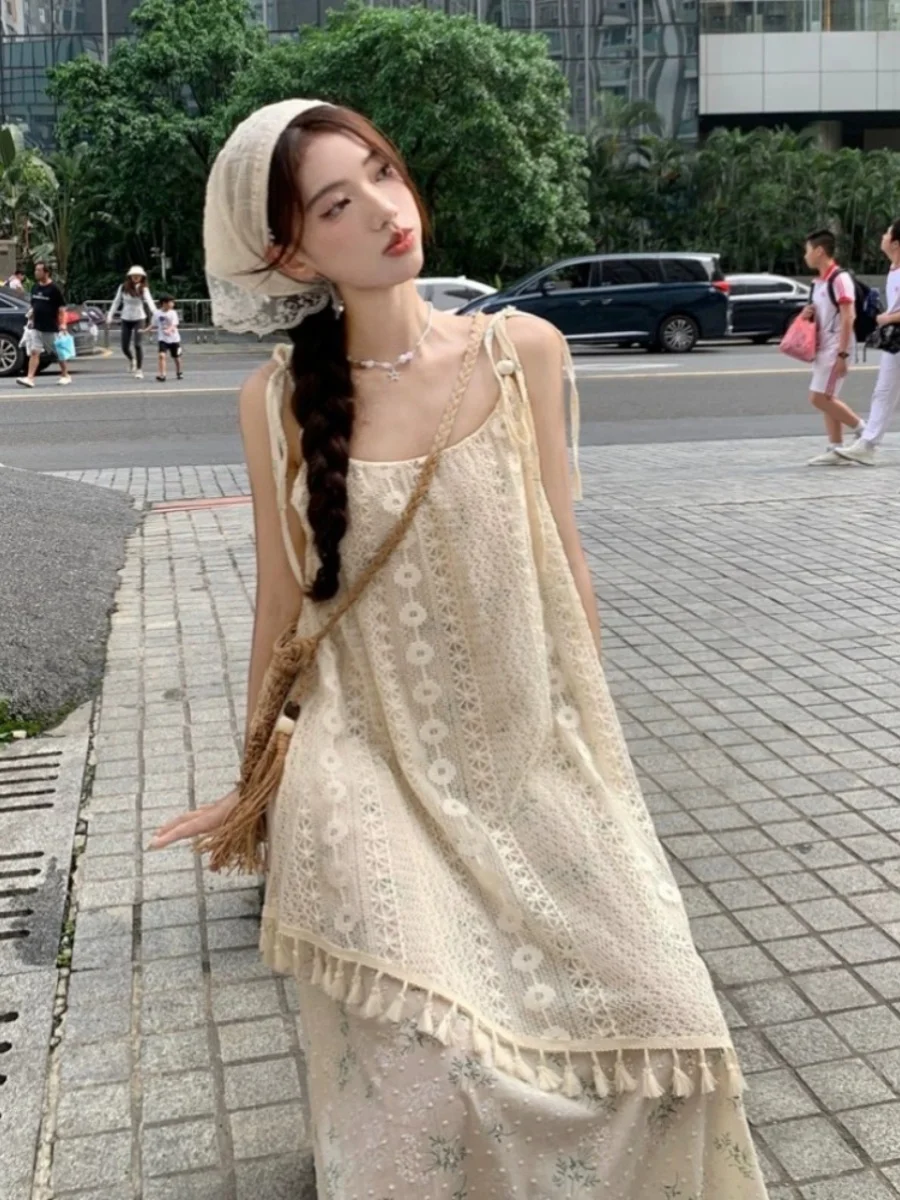 فستان صيفي دانتيل مزهر بياقة هالتر للنساء، فستان ميدي بخصر عالٍ وقصة A-line بتصميم كلاسيكي، بدون أكمام، مناسب للعمل والمناسبات