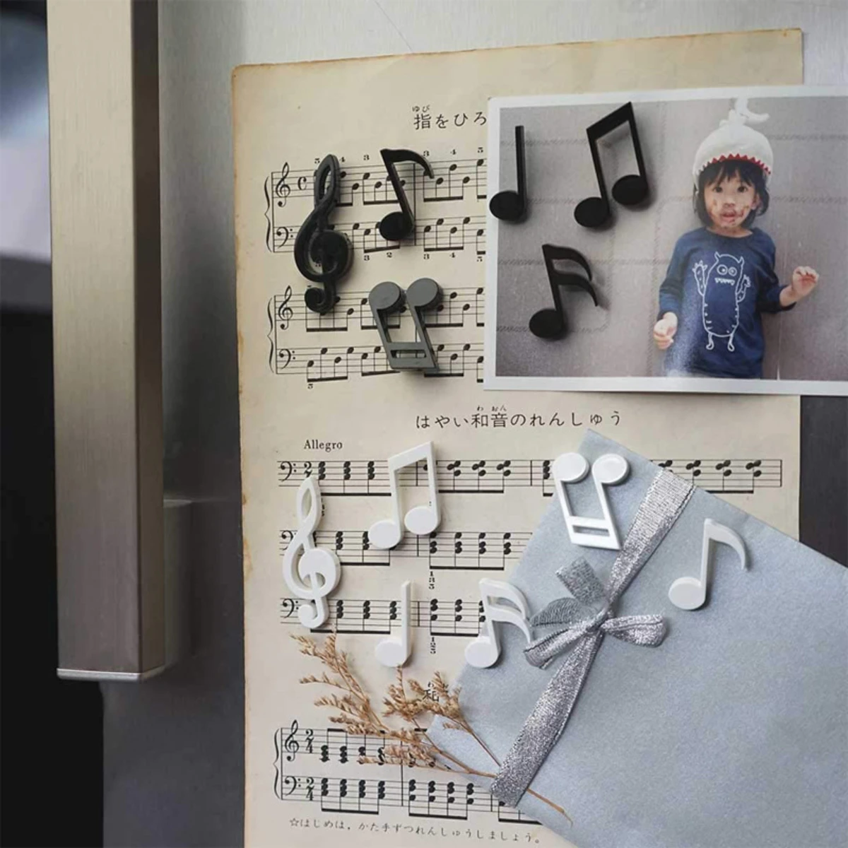 Music note refrigerator sticker, creative piano score note, magnet refrigerator sticker