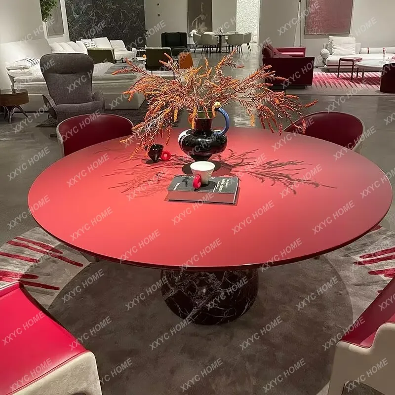 Table ronde en marbre Roche Bobois, table à manger de luxe légère en forme de goutte d'eau, rouge Rochburg haut de gamme