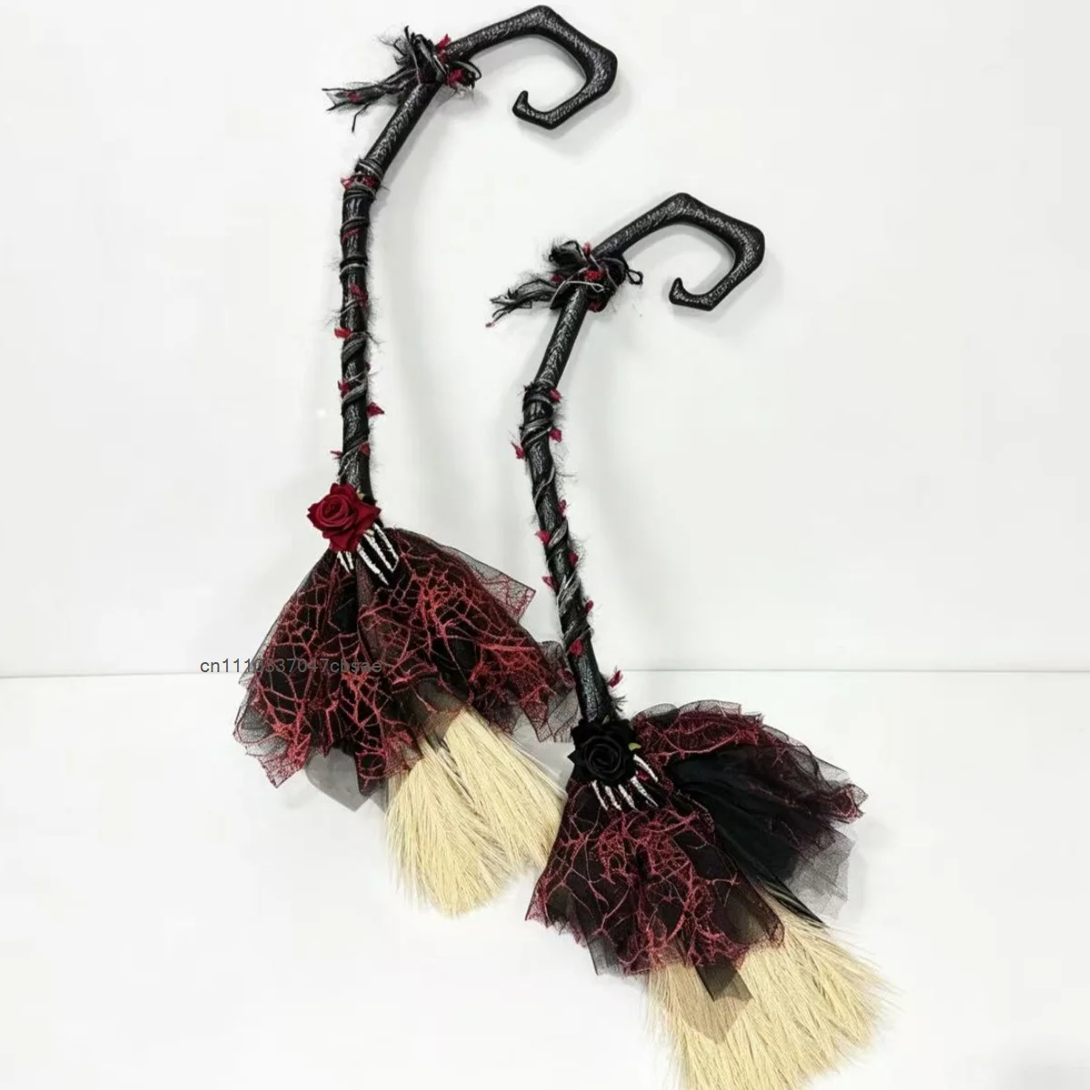 Halloween Witch Plastic Broom Broomstick Gothic Red Rose Props Cosplay Brooms Costume Party Supplies Carnival Accessories