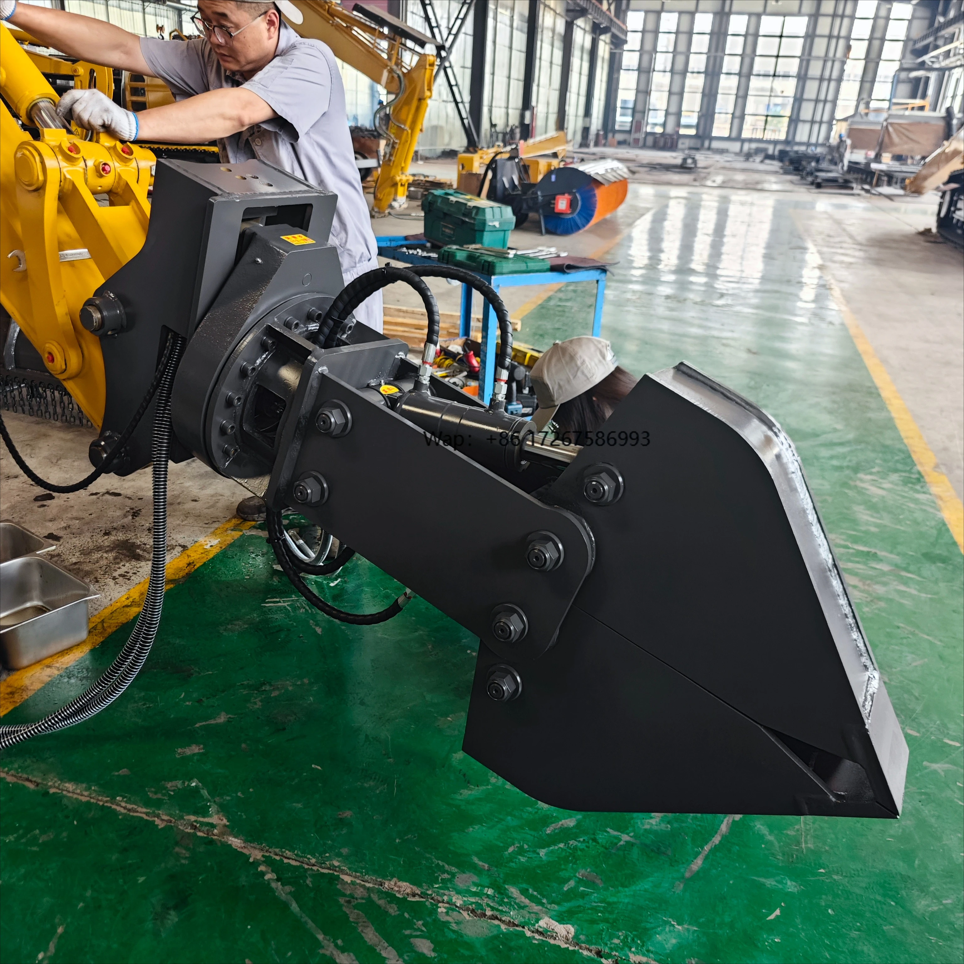 

Excavator Rail Clamp Construction Machinery Attachments for Construction and Farm Industries