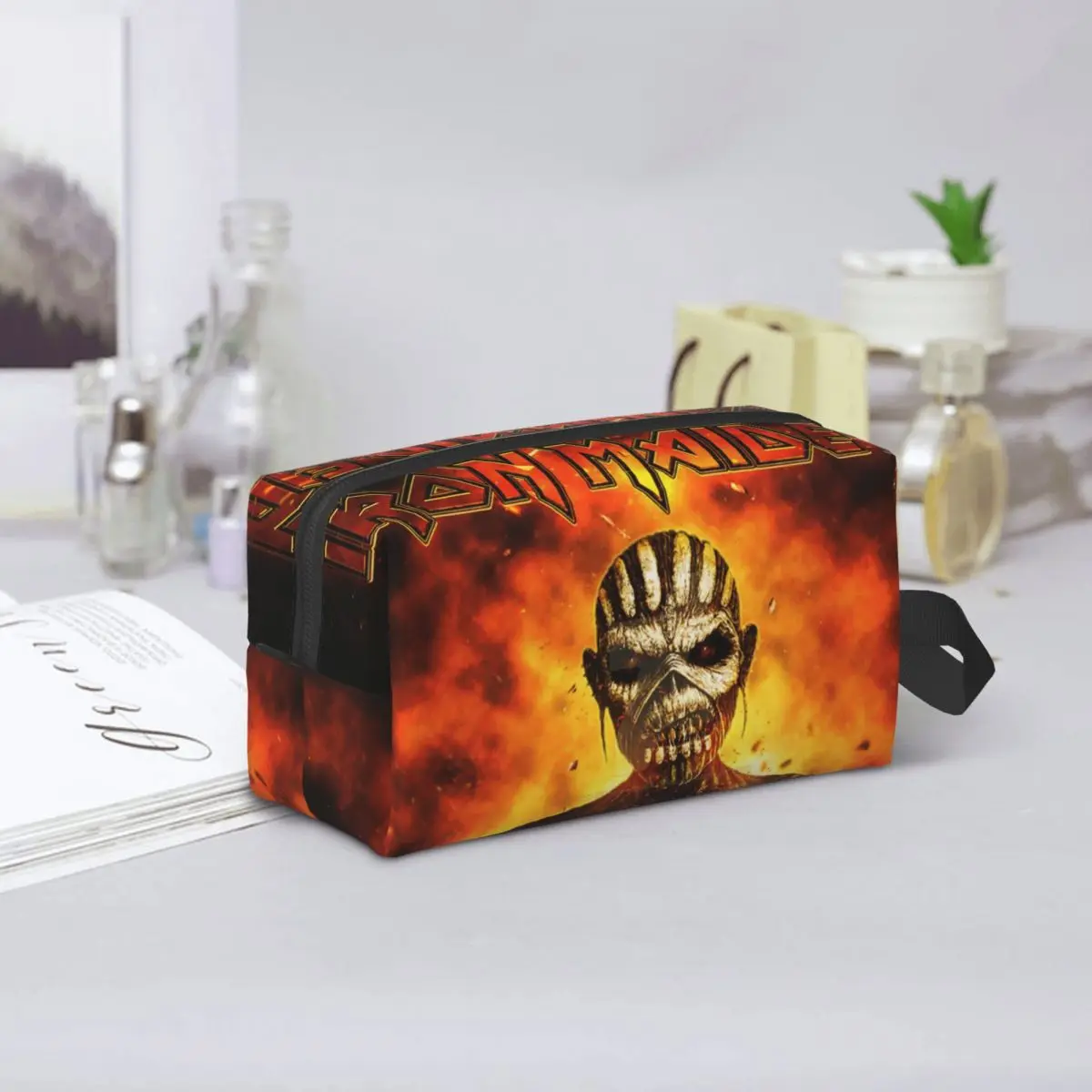Creative Retro Ironmaiden Rock Band Makeup Bag Cosmetic Organizer Storage Dopp Kit Toiletry Cosmetic Bag for Women Beauty Travel