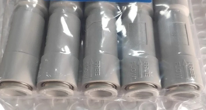 

Детали подходят для прямого быстросменного обратного клапана AKH10-00/AKH12-00.