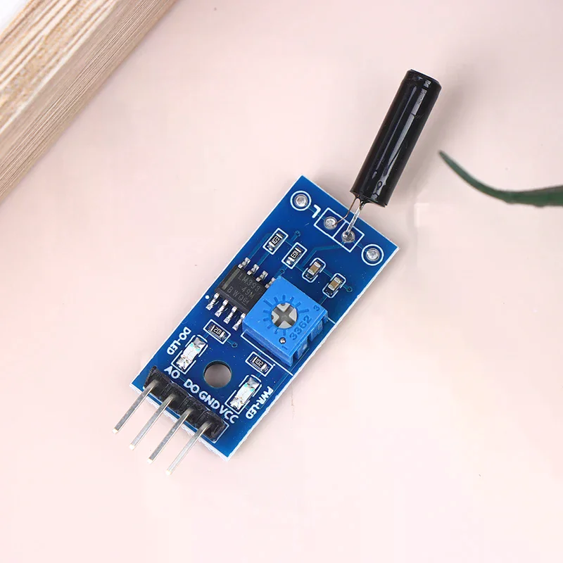 Picture 3: 1/3/5Pcs Vibration Sensor Module SW-1801P Switch Alarm Module High-sensitivity Normally Open Vibration Switch Module