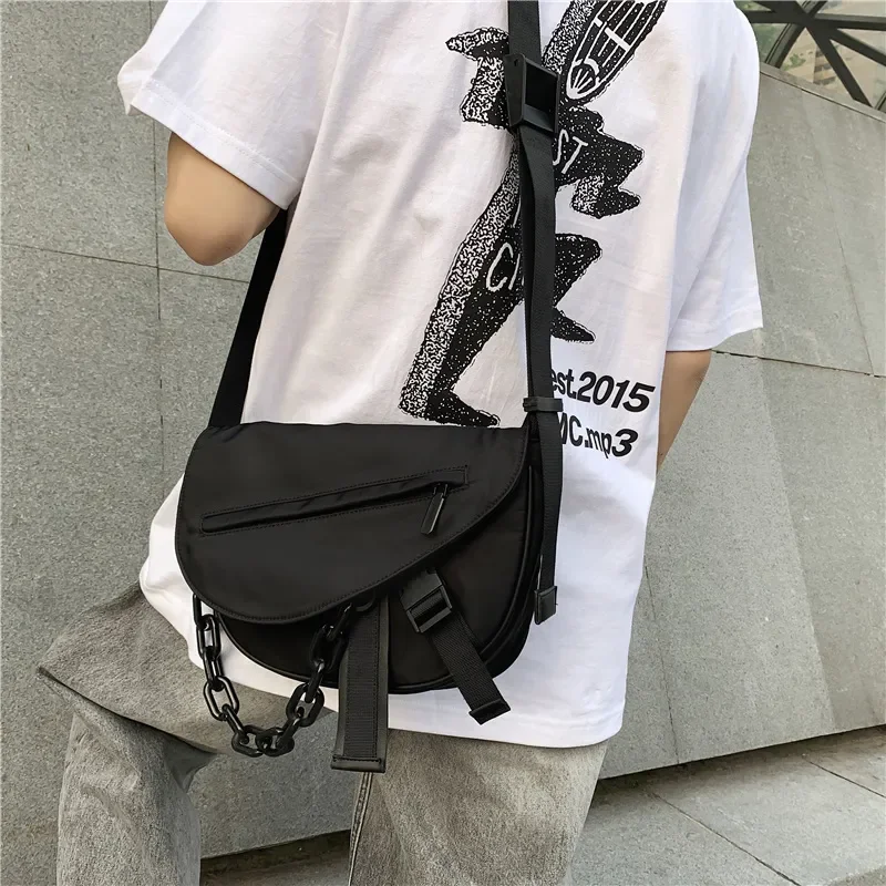 

VC Simple Casual Unisex Shoulder Bag Fashion Lightweight Waterproof Nylon Messenger Bags for Men Sling Trend Men's Crossbody Bag