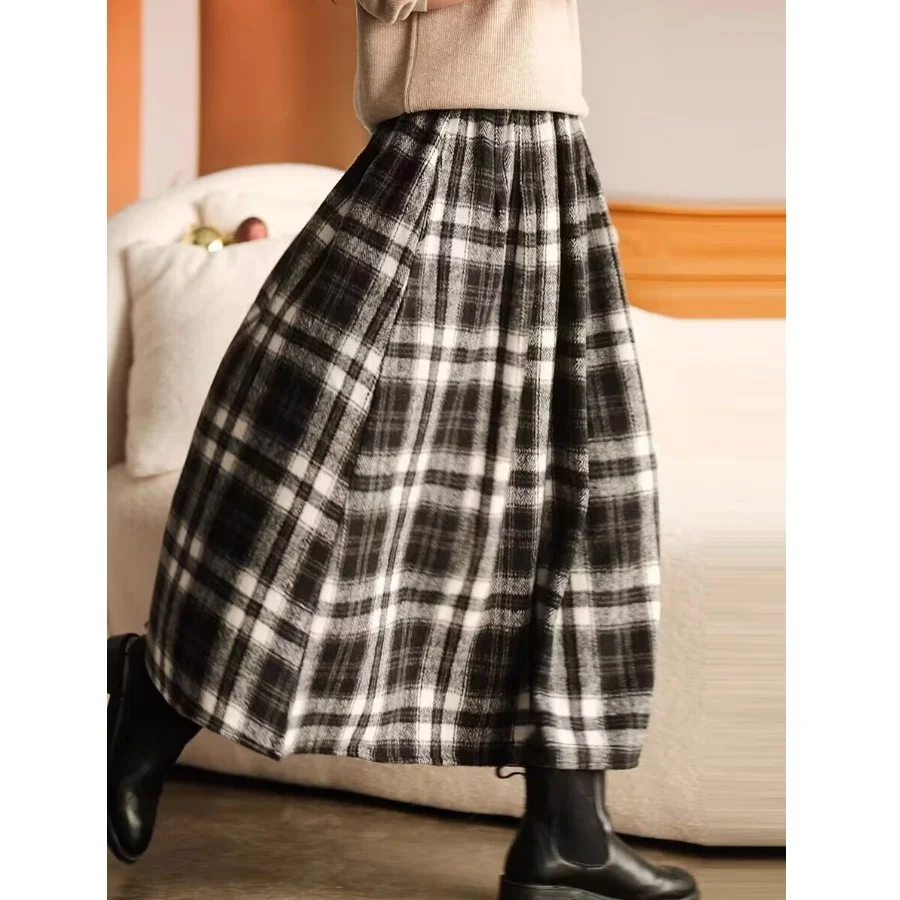 กระโปรงทรงเอลายสก็อตผ้าวูลเนื้อนุ่ม เอวยางยืด สไตล์เรโทร ดีไซน์ศิลปะ กระโปรงยาวติดกระดุม สำหรับผู้หญิง ผ้าฝ้ายใส่สบาย เหมาะสำหรับใส่ไปทำงานหรือใส่ลำลอง...