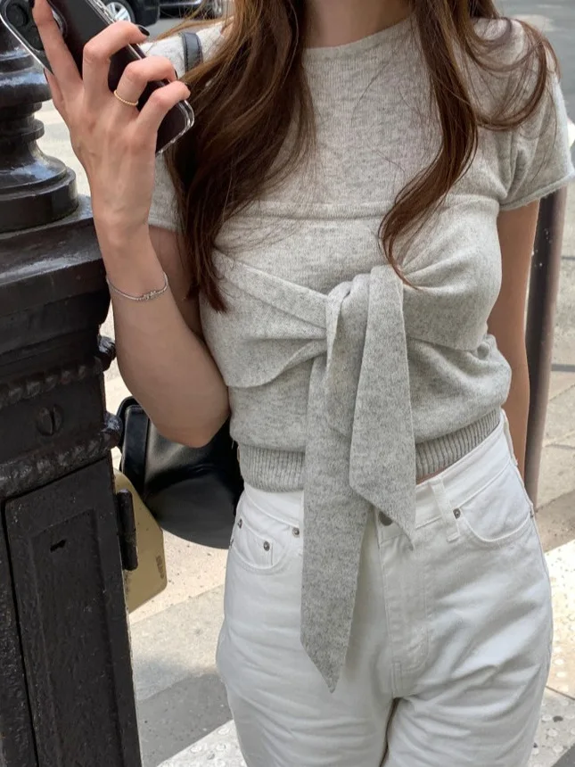 

Chic Early Autumn Women's Knitwear ort Sve round Ne Design Sense Belted Two-Piece Set Small Size Faionable Top
