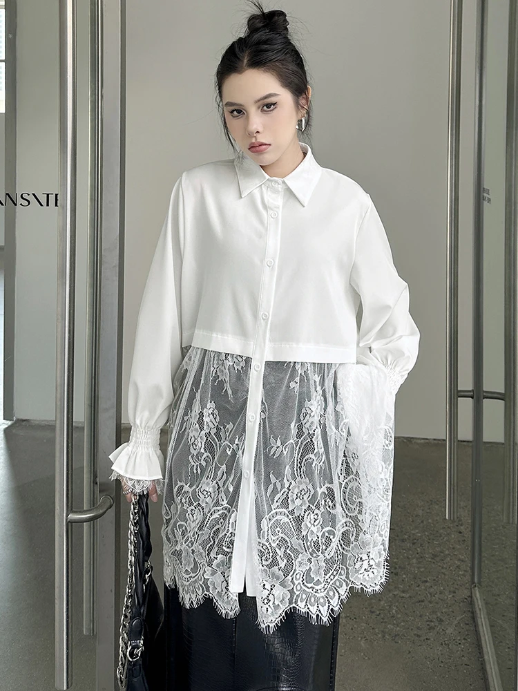 [EAM] Women White Lace Perspective Big Size Long Blouse New Lapel Long Sleeve Shirt Fashion Tide Spring Autumn 2025 1DH9131