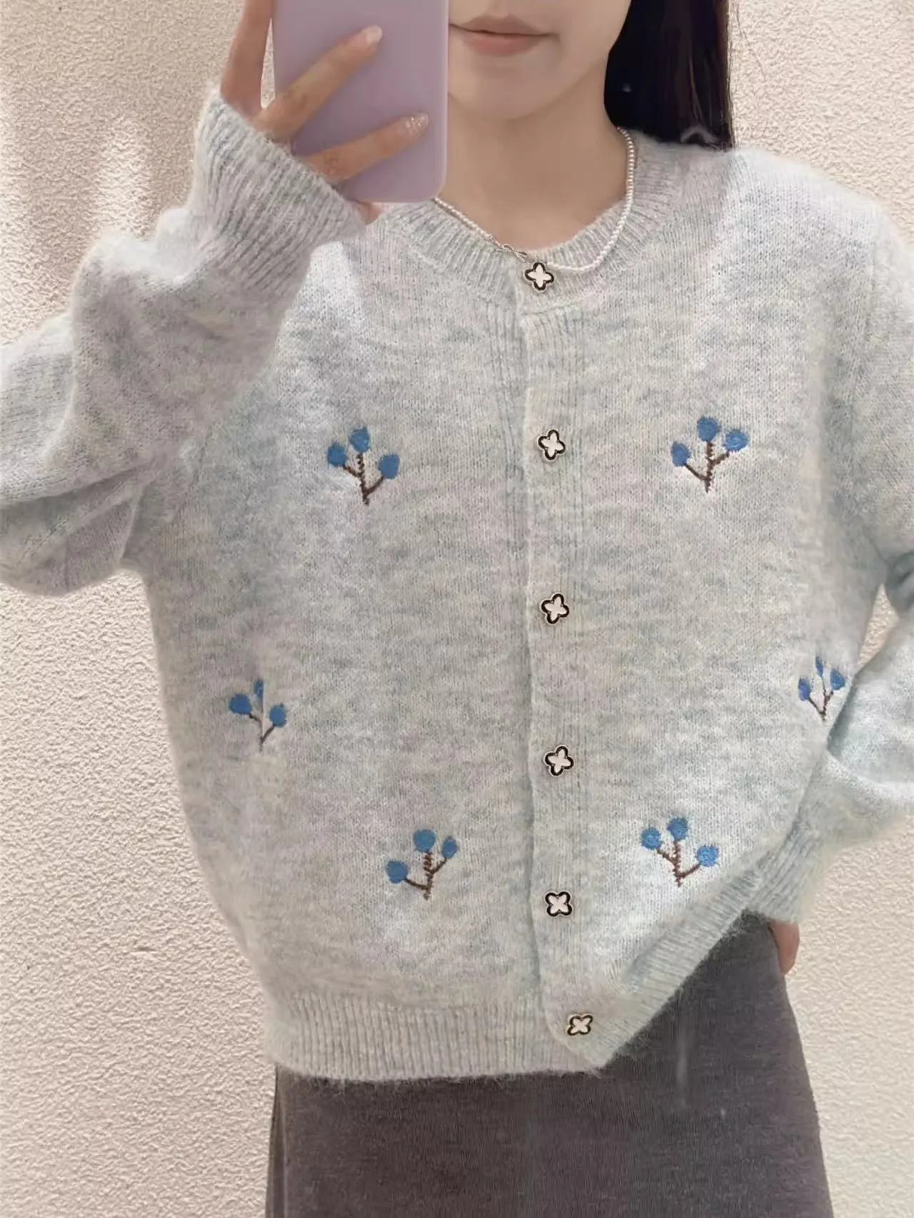 

Soft Long Sve Knitted Sweater Cardigan for High School Students Embroidered Floral Design Women's Autumn Winter Lazy Sle