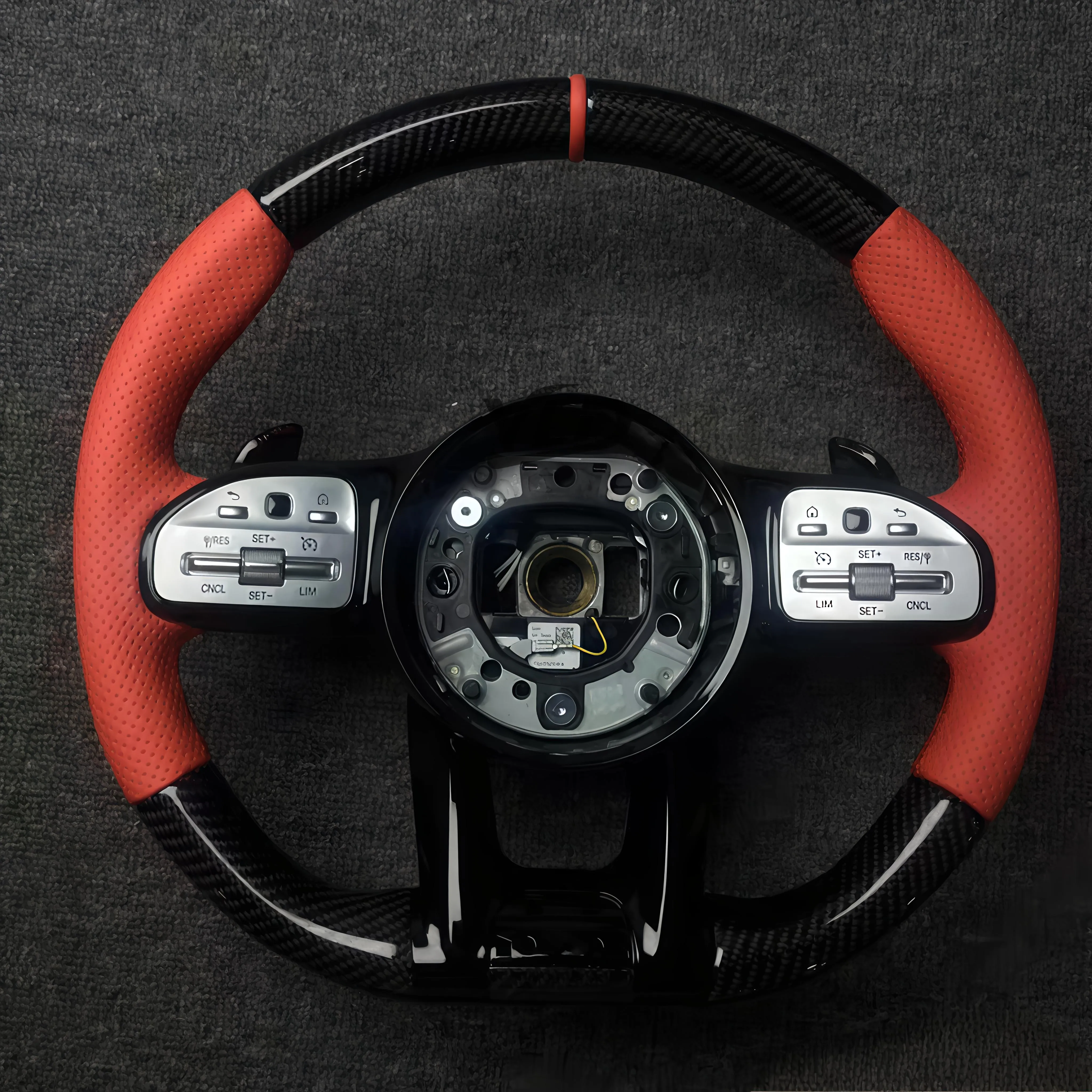 

W204 W205 W213 W219 W222 A45 E63 Gle Gt C63 E63 S63 g63 steering wheel leather steering wheel