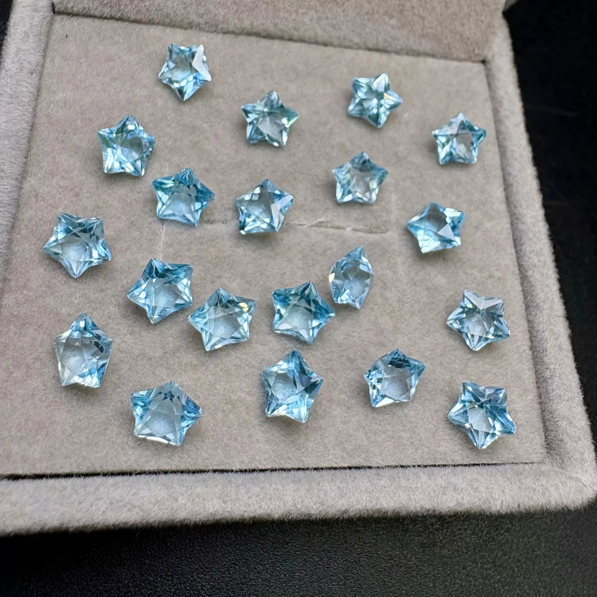 Wholesale 6x6mm Natural Sky Blue Topaz Star Shape AAA Quality VS Loose Gemstones For Jewelry Making