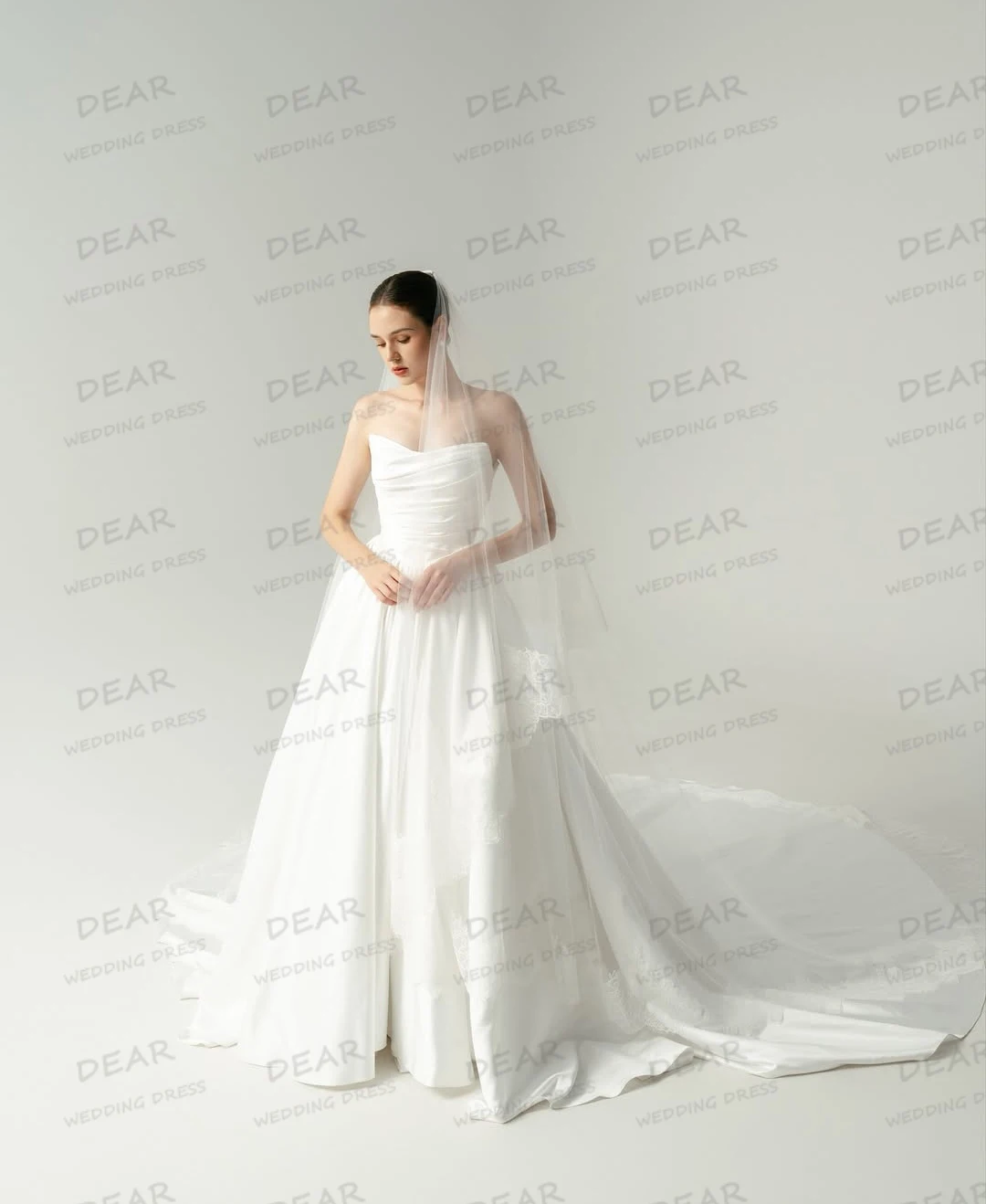 Simple Ruffles Wedding Dresses Sexy A Line Princess Satin Women Bridal Gowns Sweep Train Sleeveless Customized Vestidos De Novia
