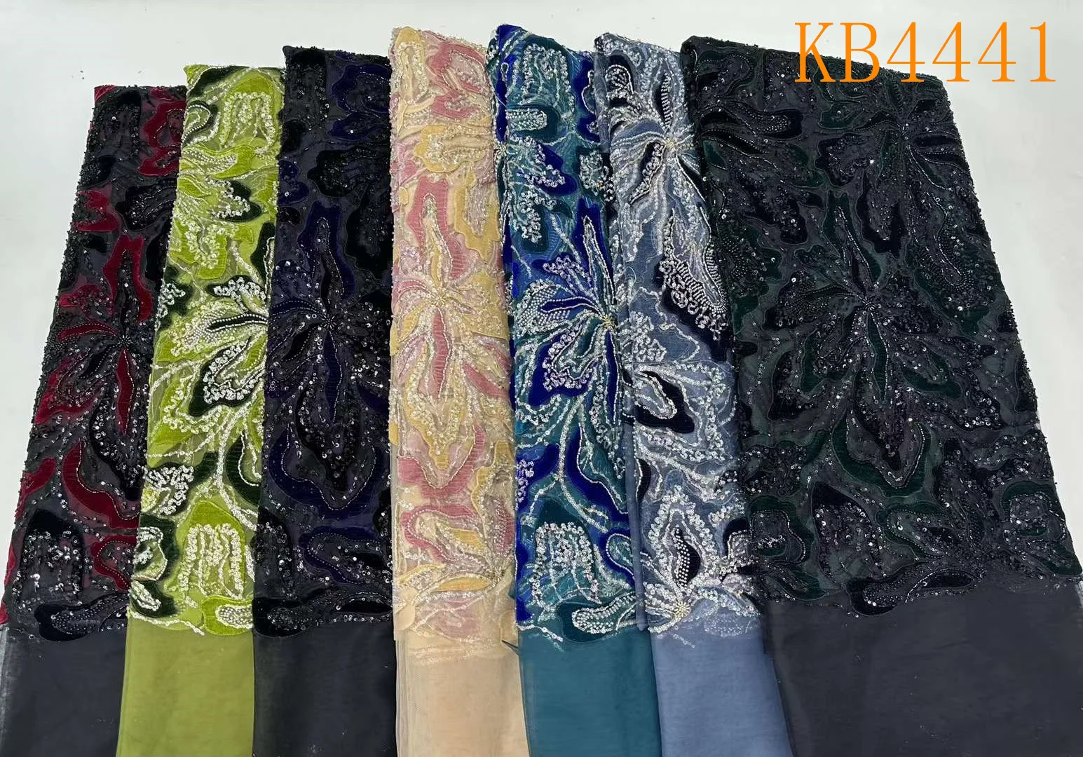 Luxury Hand Beaded Fabric Velvet French Mesh African Fabric Lace High Quality 2024 Green Sequin Lace Fabric For Sewing KB4441