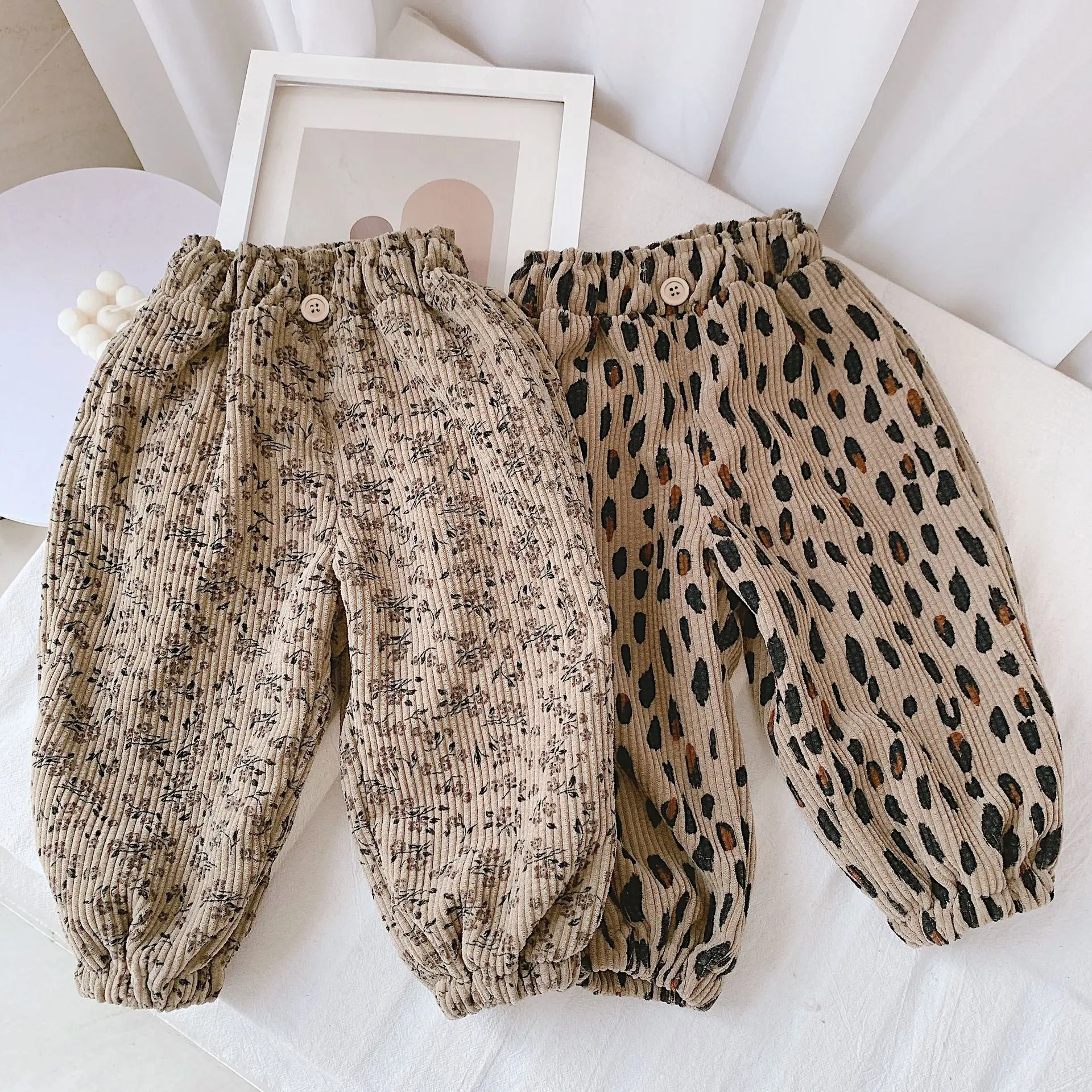 Koreanischer Stil Kleinkind Mädchen Cord Haremshose 1-8Y Leoparden-Blumendruck Herbst Winter gefütterte oder dünne Freizeithose – Detail 11