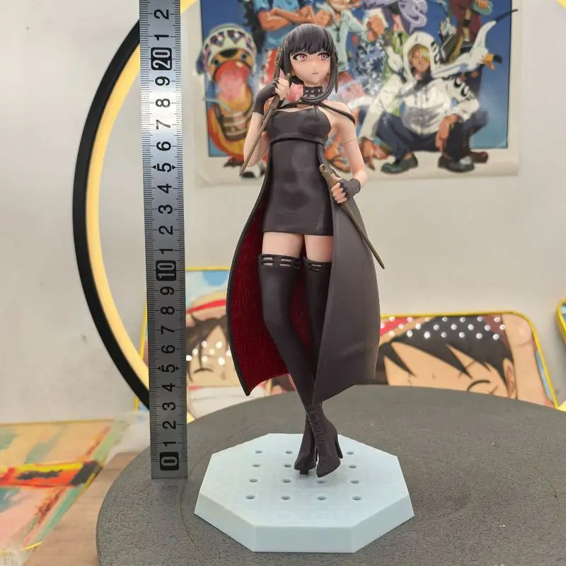 

Spy X Family Yor Forger Standing Pose Boxed Pvc Action Figure Anime Collectible Model For Adult Anime Fans Desktop Decoration