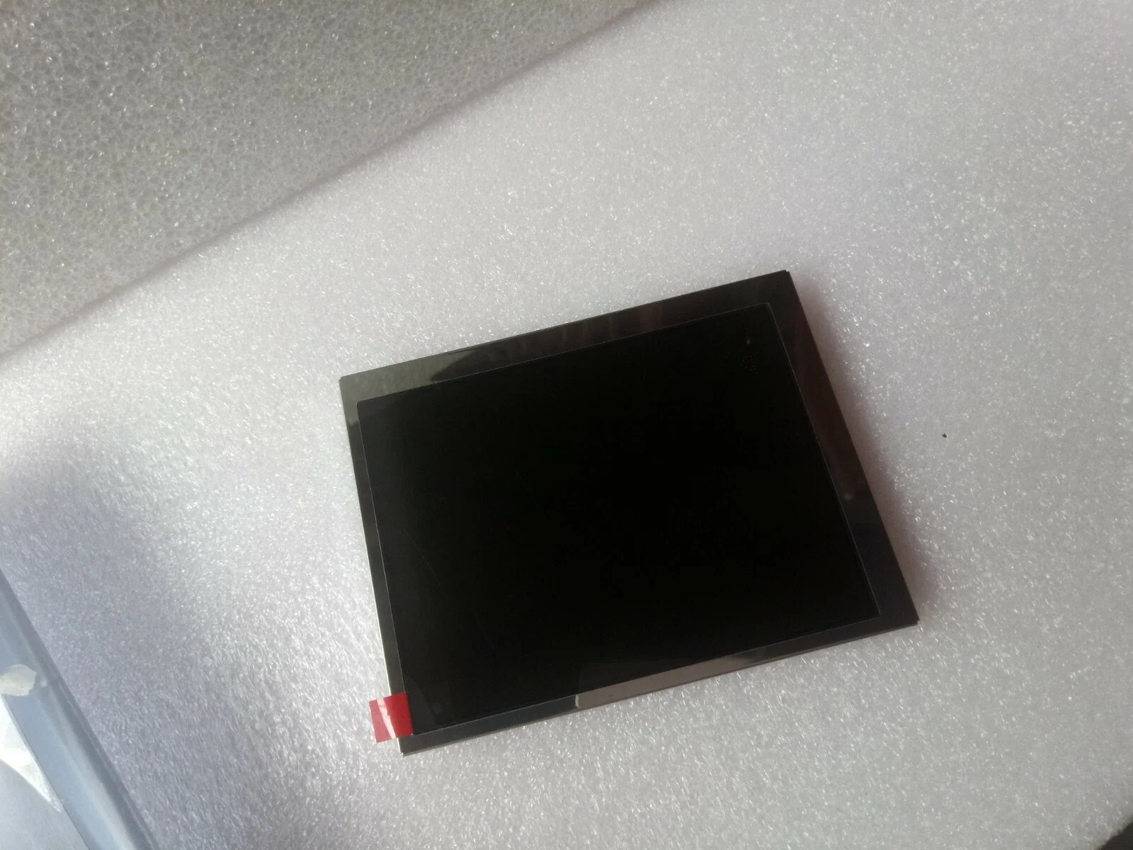 AM-640480GHTNQW-T03 new 5.7