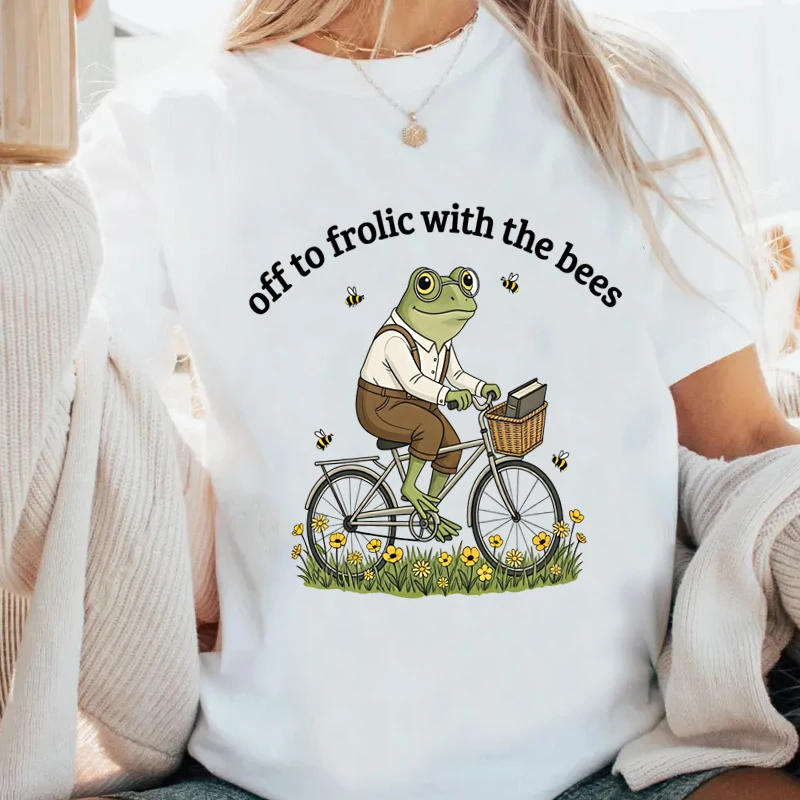 Funny Bee Frog T-Shirt Cottagecore Beekeeper Honeybee Tee Men Women Cotton Short Sleeve Roun Neck T Shirts Woman Clothing