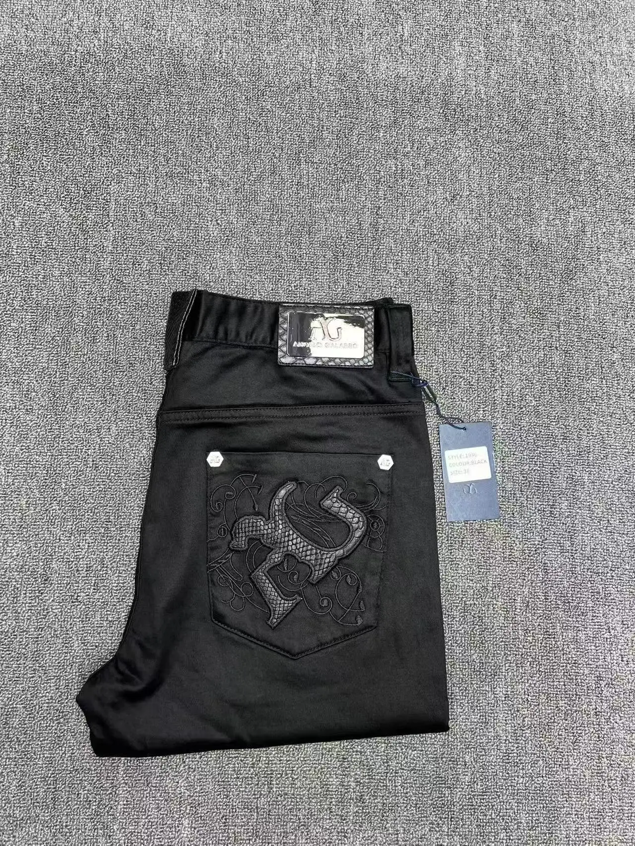 OECHSLI Jeans de algodón grues - Embroidery Jeans reseña y precio