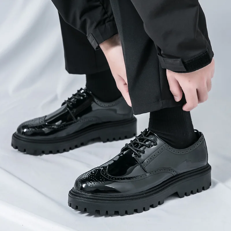 

Мужские кожаные туфли с большой головкой, черные деловые туфли для отдыха на шнуровке на толстой подошве, разноцветные модные удобные туфли для инструментов, мужская обувь