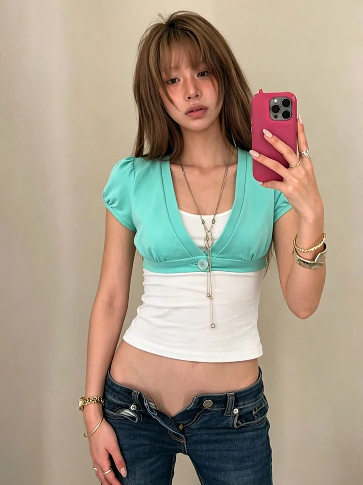 Weird Puss Dopamine Style T-Shirt Women Button Deep V-Neck Puff Sleeve Sexy High Street Hottie Simple Classic Casual Clubwear view 2