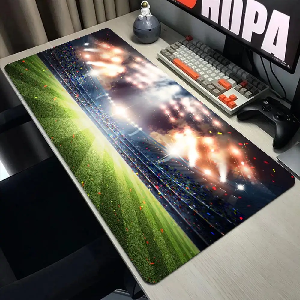 サッカー フットボール 大型 ゲーミングマウスパッド コンピューターマウスパッド ゲーマー向け ノートパソコンマウスマット オフィス マウスパッド XXL カーペット キーボードマット デスクパッド