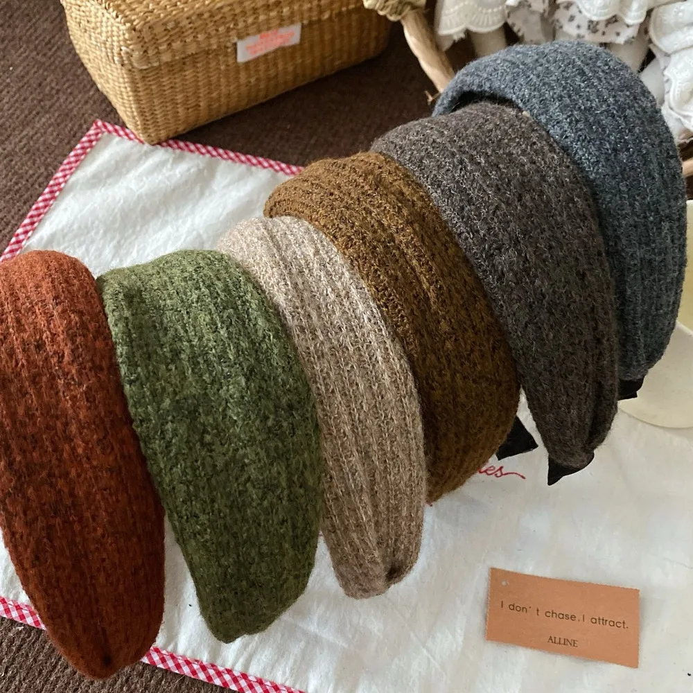 Korean Solid Color Cable Knit Wide Headband Versatile Vintage Fabric Hair Hoop Solid Aesthetic Wool Blend Headwear for Women