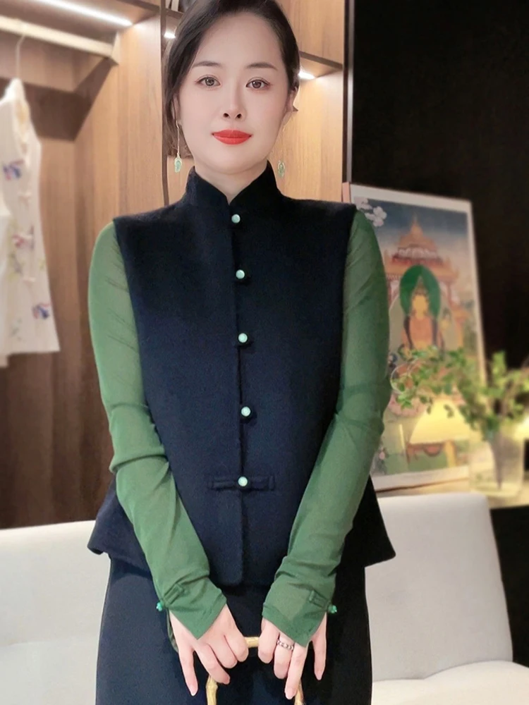 New Chinese Sle Knitted Vest with Button Design Svel Commute Faion Early Autumn High-End Sensation Top for Women