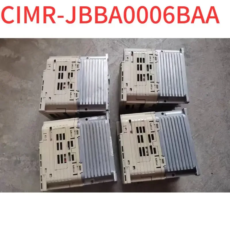 Second-hand test OK J1000 CIMR-JBBA0006BAA Inverter  1.1kw/0.75kw-220v