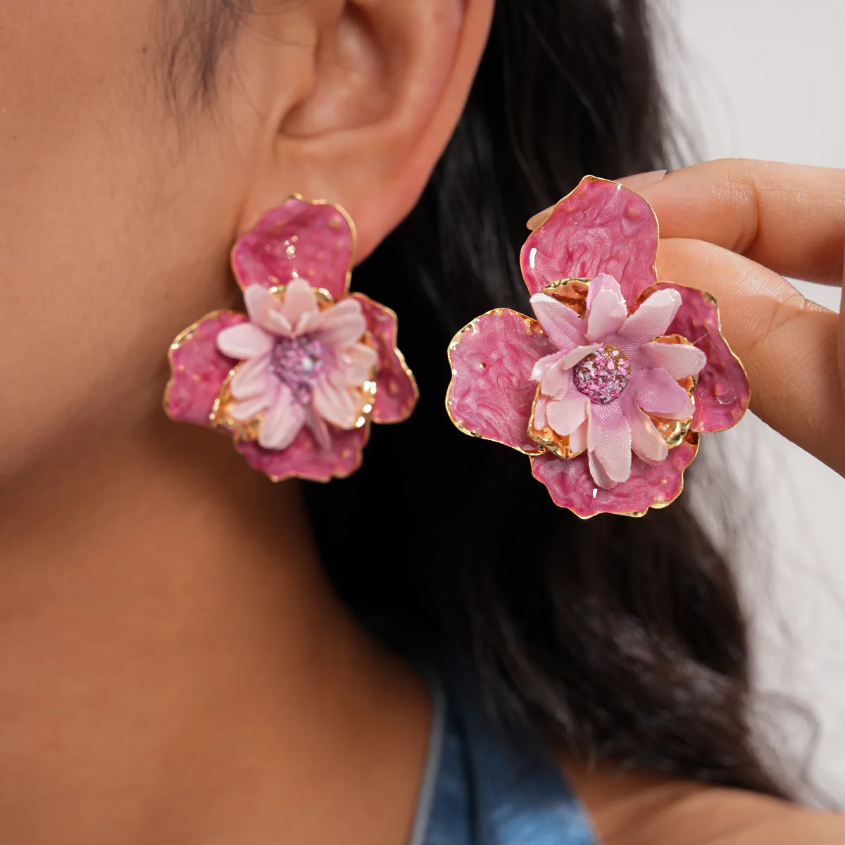

Dripping Oil Color-block Cloth Flower Stud Earrings Retro Elegant Floral Petal Ear Studs Pastoral Style Jewelry Holiday Resort