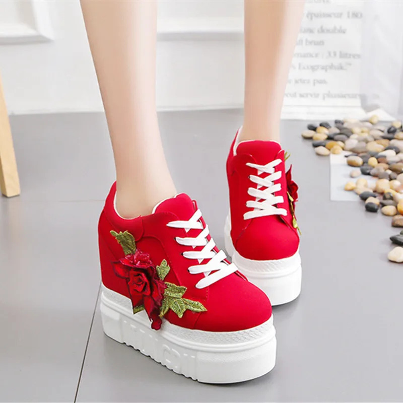 Embroidery Rose Canvas Shoes Women New Chunky High Heel Platform Shoes Thick Bottom Inner Increase High Heeled Shoes for Women