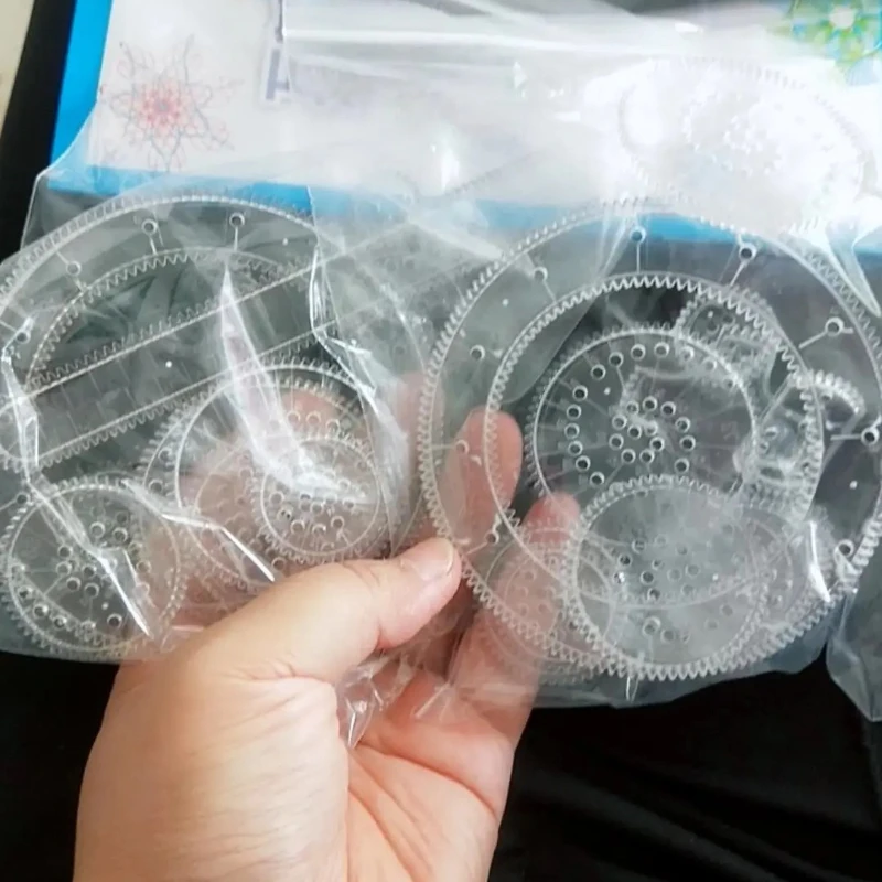 Geometrisches Deluxe-Zeichenspielzeug, Logikentwicklung, 27 Stück Multi-Shape-Teile und Kreativführer, kultiviert räumliches Denken für Kinder im Alter von 5–12 Jahren