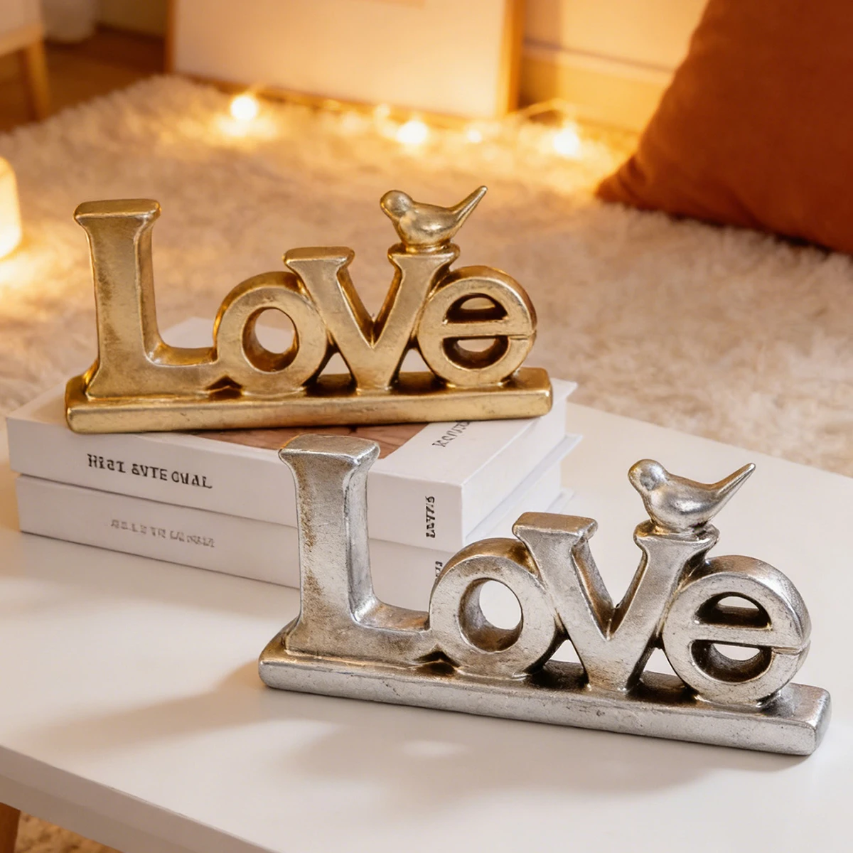 1PC, Made of Resin, with European Gold and Silver Foil LOVE Letter Decorative Home Item, Enhancing the Atmosphere of the Home