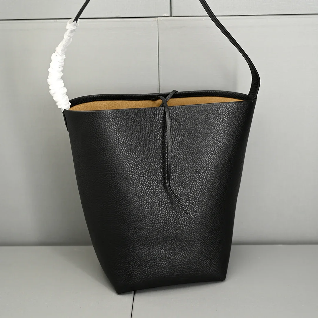 Sac fourre-tout en cuir véritable pour femme, couche supérieure souple, haute capacité, sensation avancée initiée, sac à main pour femme, simplicité, E27