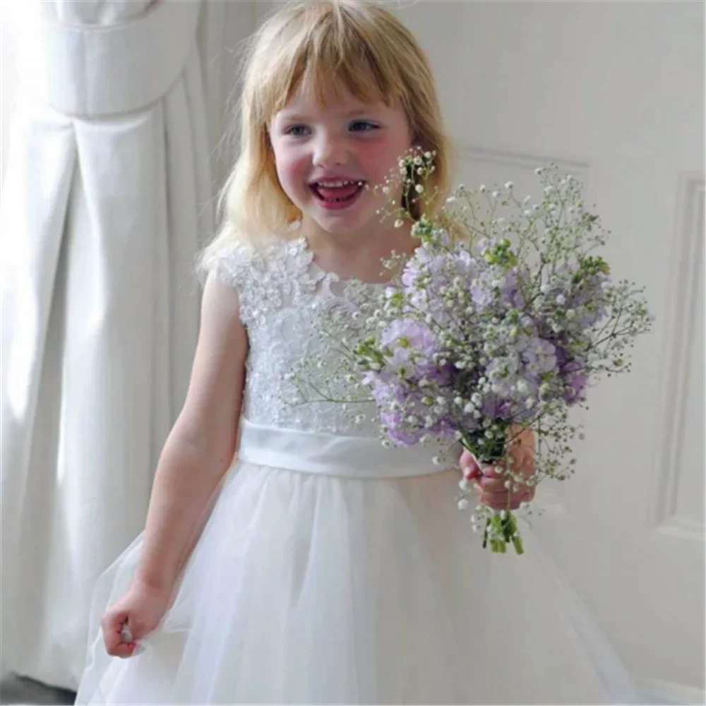 

Lovely White Sleeveless Tulle Lace Printing Flower Girl Dress Princess Ball First Communion Dresses Surprise Birthday Present