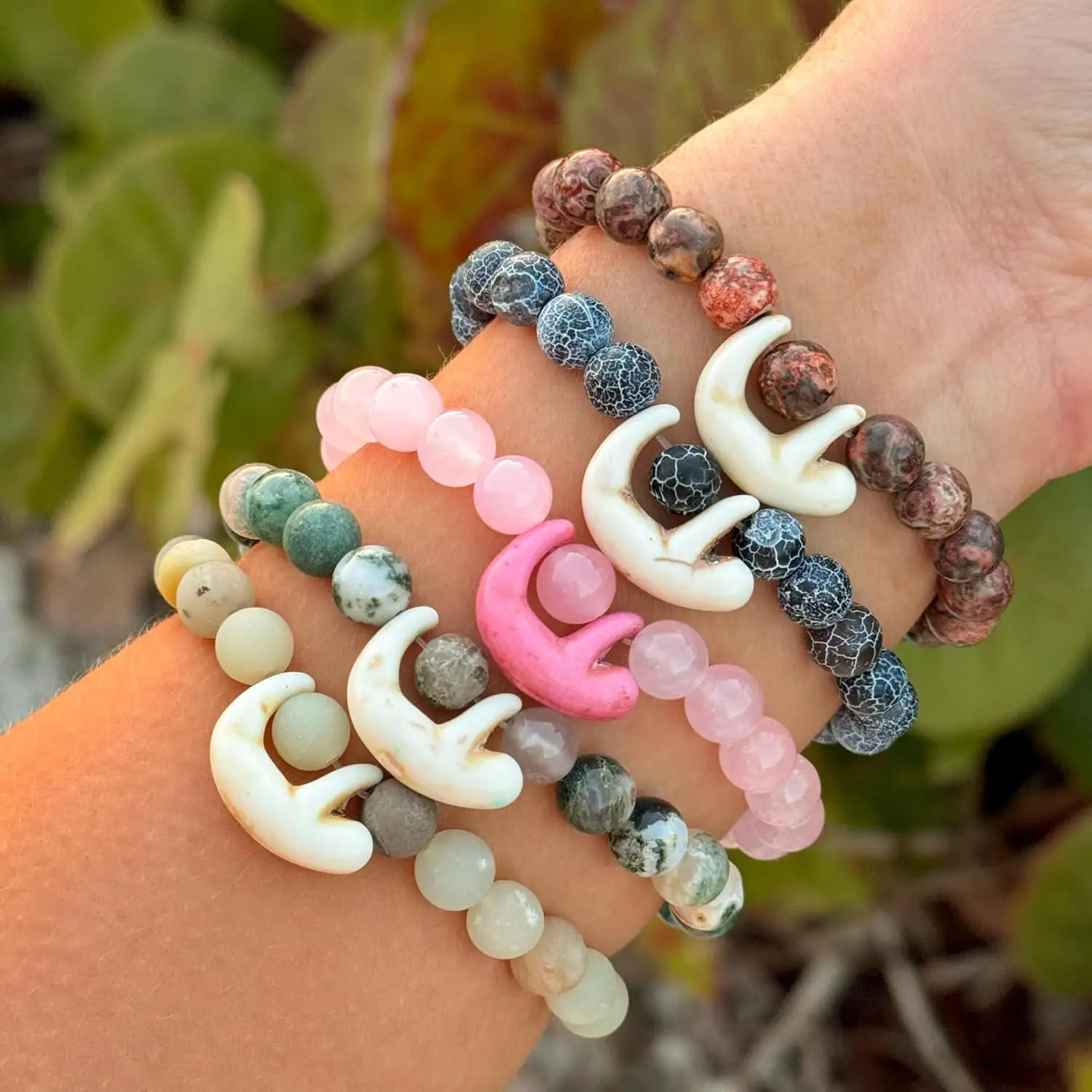 Fahlo Sloth Tracking Bracelet, Elastic Supports Sloth Conservation Foundation, One Size Fits Most for Men and Women