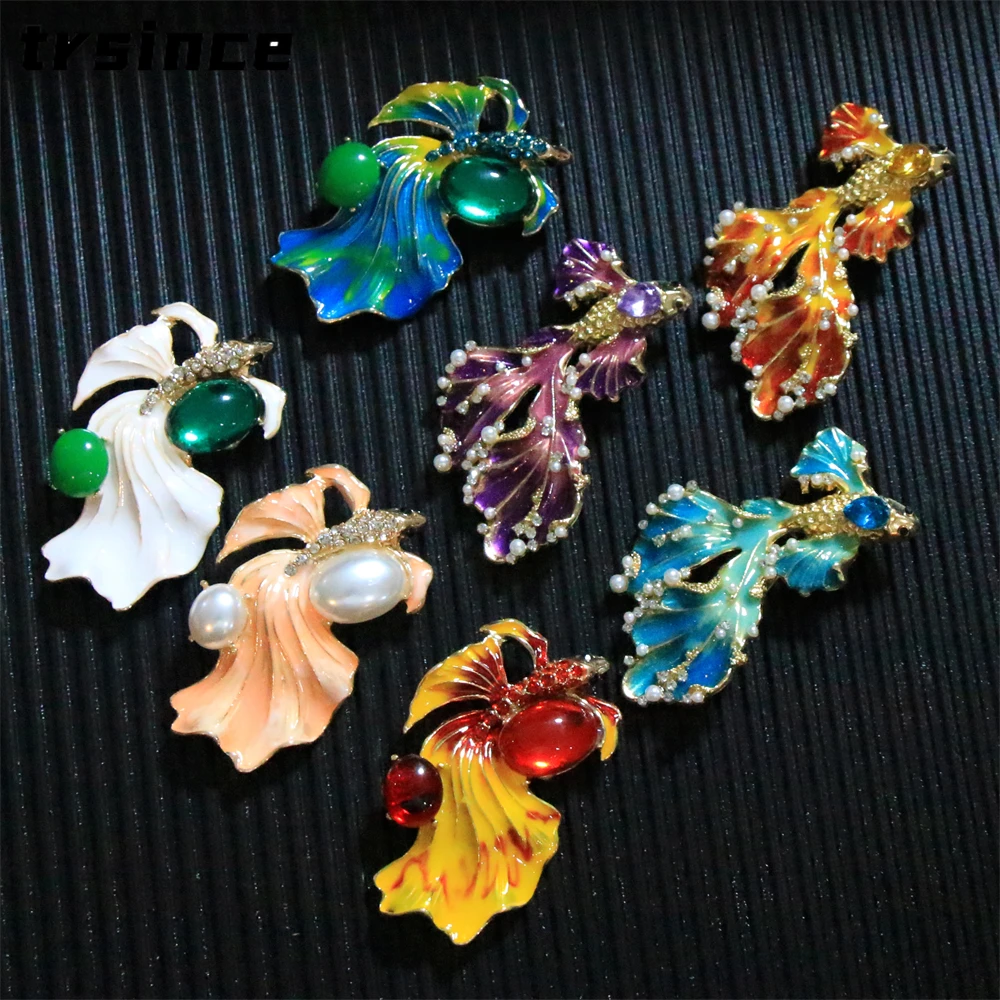 SKEDS Luxury Large Goldfish Brooch Fashion Retro Grand Koi Lapel Pin Unisex Clothing Coat Accessory Badge