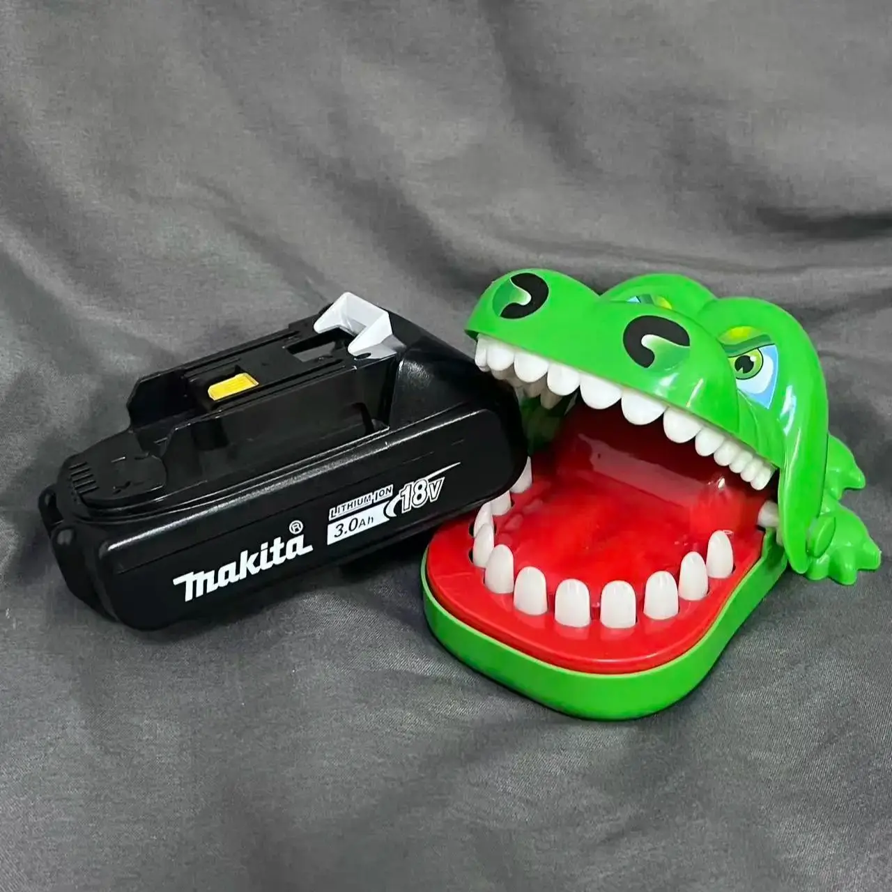 

.****. 18V 3000Mah Makita BL1860 BL1850B BL1850 BL1840 BL1830 Screwdriver Battery Charger 18v Replacement Power Tool Batteries