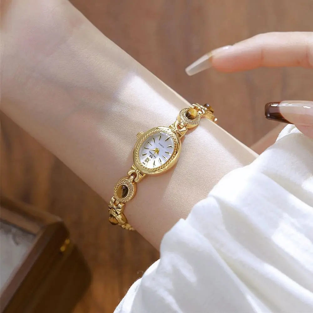Trendy Elegant Women's Bracelet Watch Exquisite Retro Quartz Wristwatch Decorative Simple Women's Wrist Watch Female Gift