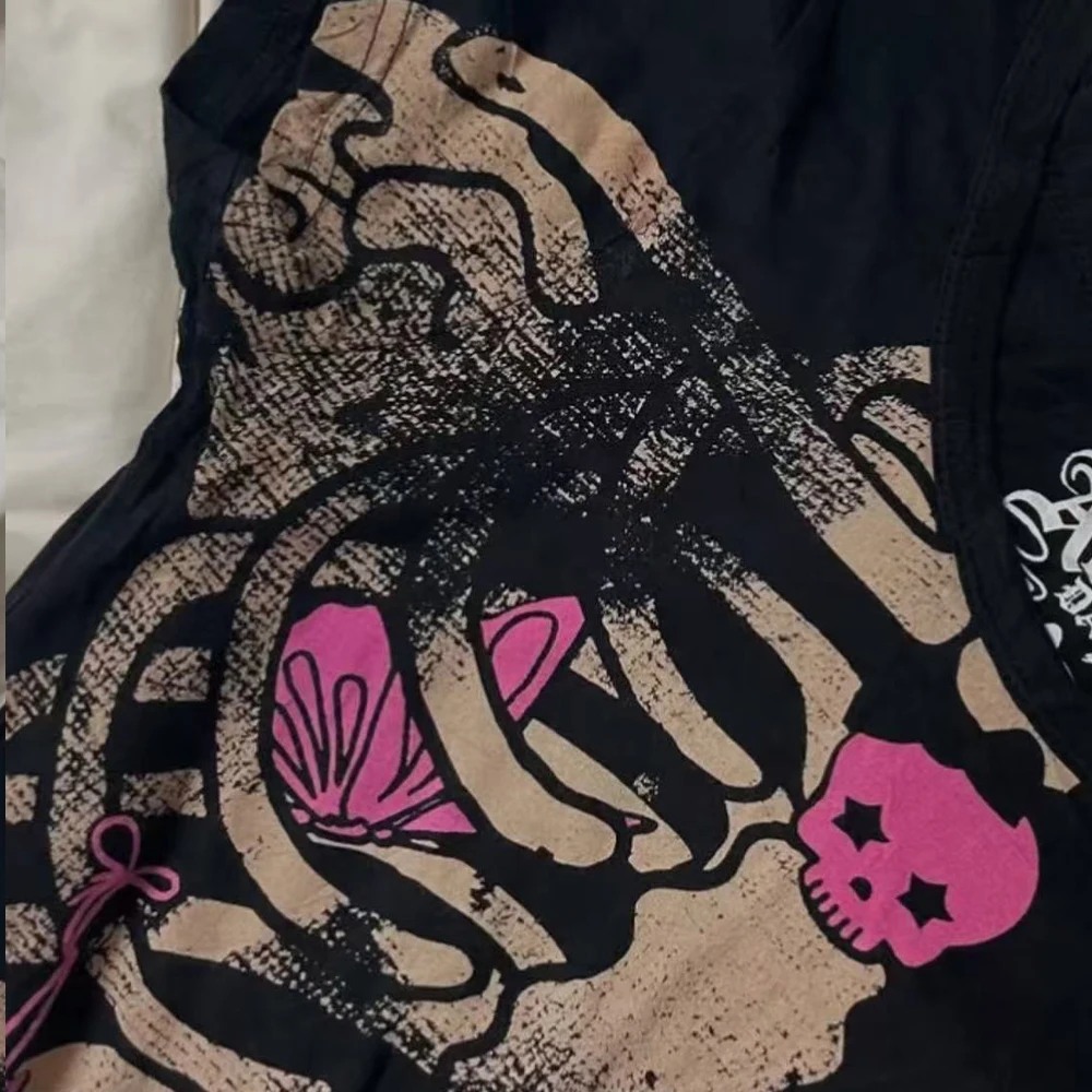 Gothic Skull Print T-Shirt with 90S Punk Street Style Aesthetic Harajuku Y2K Fashion Summer Short Sleeved T-Shirt 2026 New Item