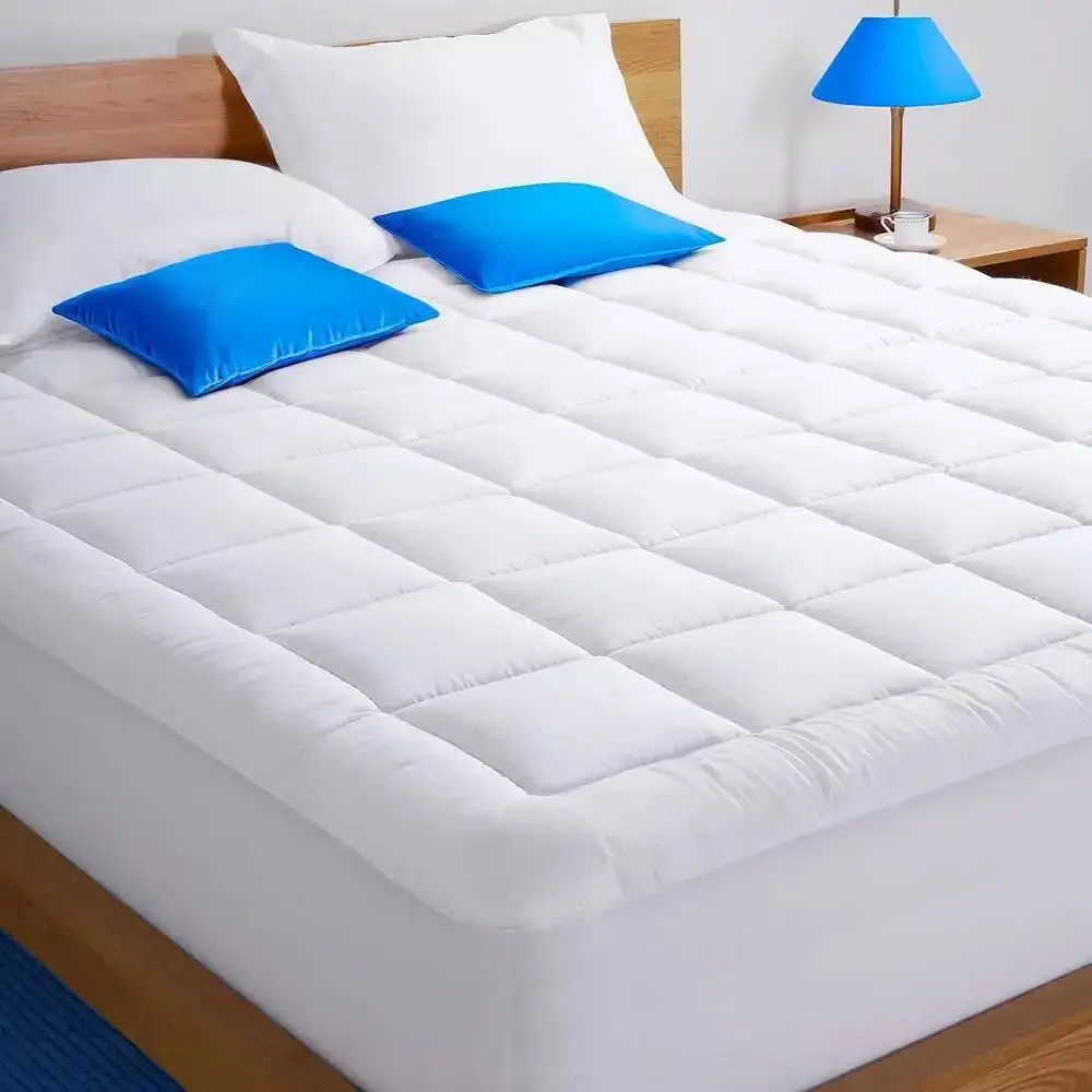 Coprimaterasso in peluche per dormitorio universitario, copriletto traspirante e morbido, cuscino rinfrescante, imbottitura alternativa ipoallergenica