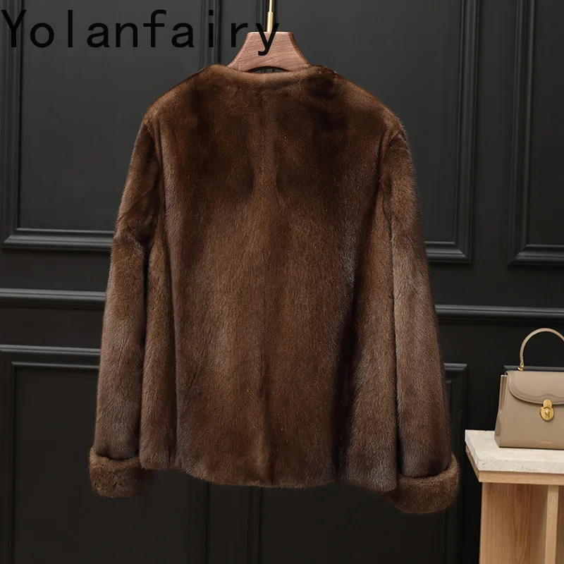 YOLANFAIRY معطف الفرو الطبيعي امرأة الشتاء الفاخرة كامل فرو المنك سترات للنساء موضة قصيرة المرأة معطف الفرو الحقيقي سترة المنك