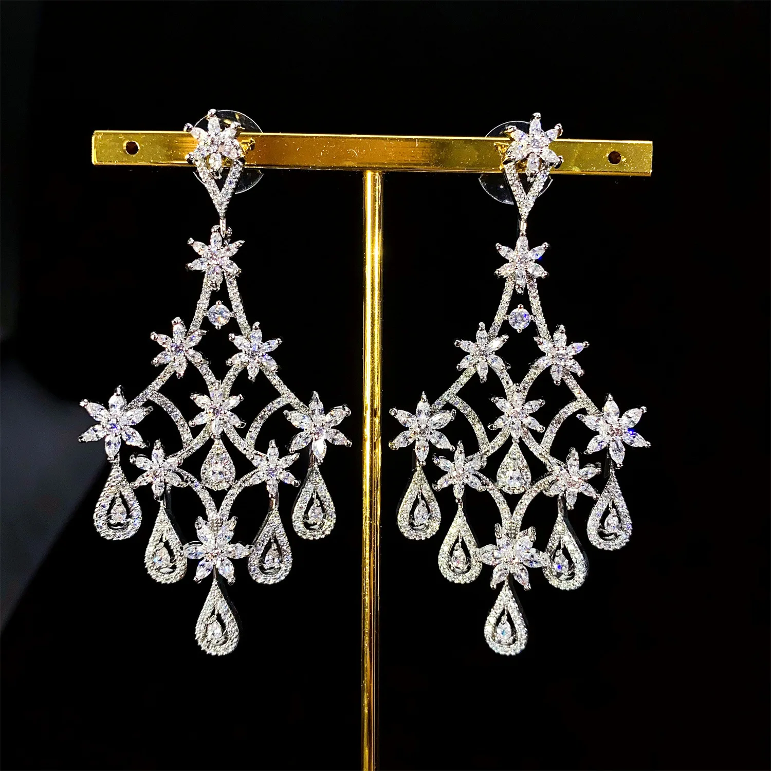 

Gorgeous earrings bride wedding luxury jewelry silver color zirconia flower long large earrings women dinner party