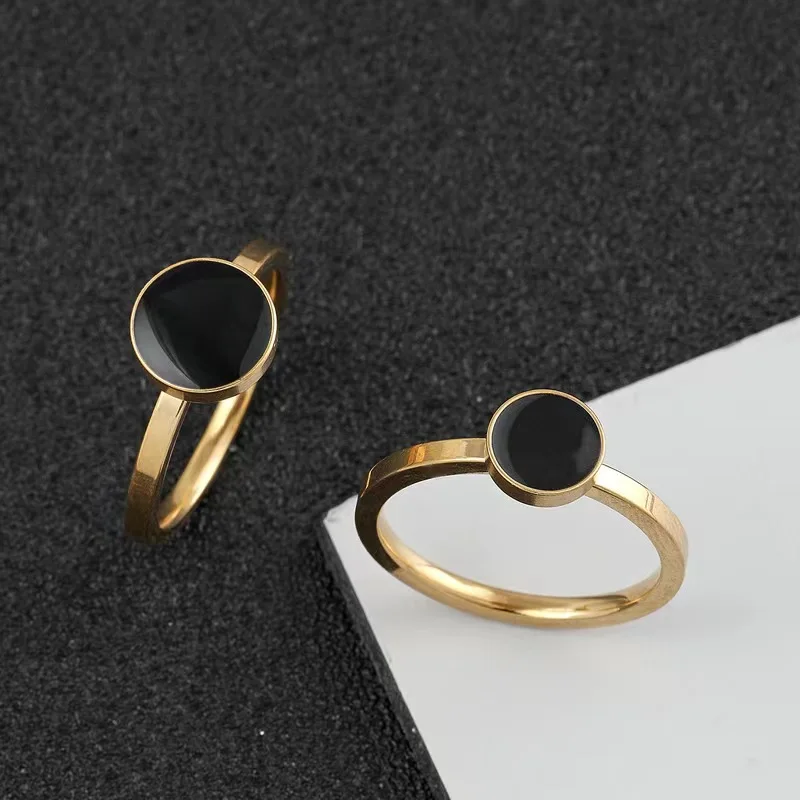 Fashionable black round cake ring women simple matching ring jewelry