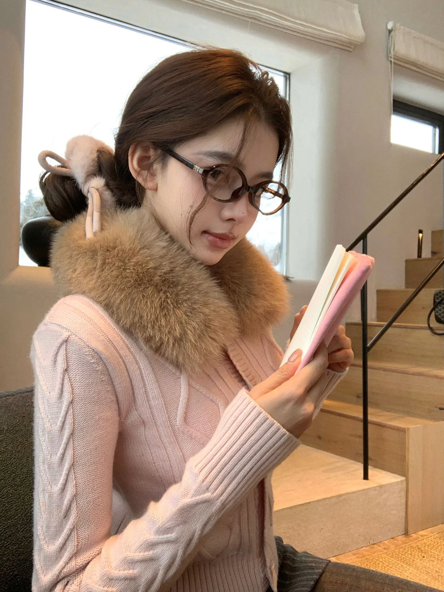 

Pink Furry Collar Thiened Long Sve Knitted Sweater Women's Autumn Winter Slim Fit Inner irt High End Feeling Cardigan