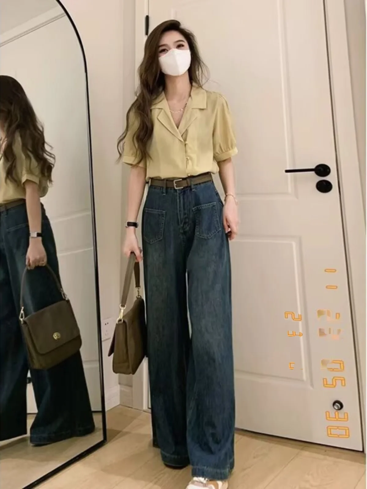 กางเกงทรงบาน กางเกงยีนส์สีขาว สไตล์สตรีท ความยาวครอปถึงข้อเท้า ขาสั้น คาปรี เสื้อผ้าผู้หญิง แฟชั่นเดนิม แฟชั่นพื้นฐาน เรียบง่าย ทุกวัน